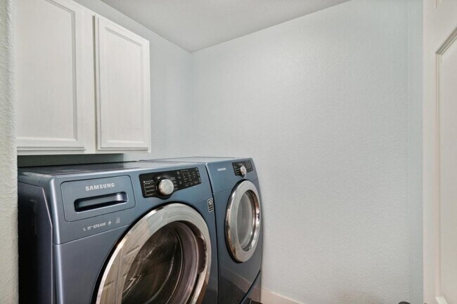 Building Photo - 940 Durum Ct