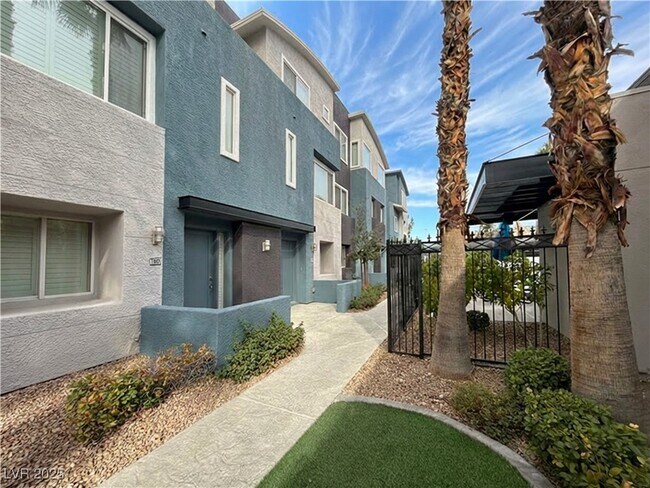 Building Photo - 9050 W Tropicana Ave