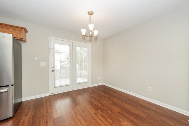 Building Photo - 146 Howard Woody Dr