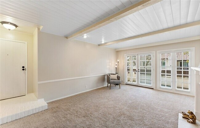 Building Photo - 21372 Brookhurst St