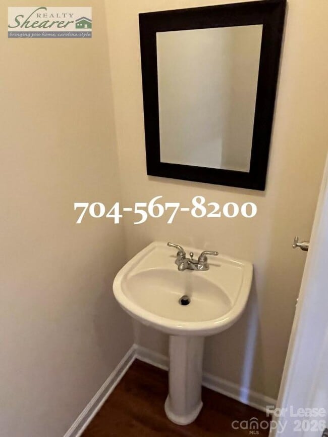 Building Photo - 8531 Camberly Rd