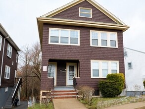 Building Photo - 648 Cummins Hwy