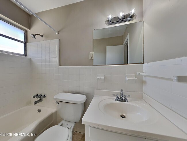 Building Photo - 6332 Romilly Dr