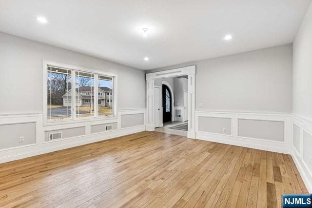 Building Photo - 25 Jones