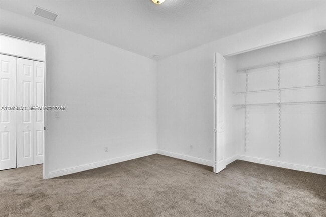 Building Photo - 8354 NW 39th Ct