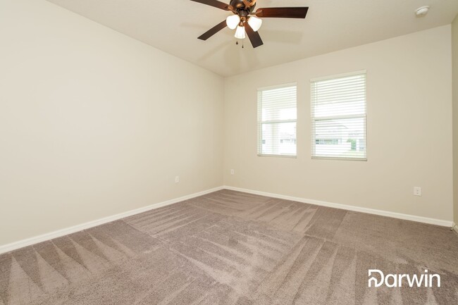 Building Photo - 2430 Sanderling St