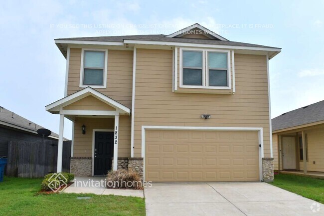 Building Photo - 1832 Wickham Dr