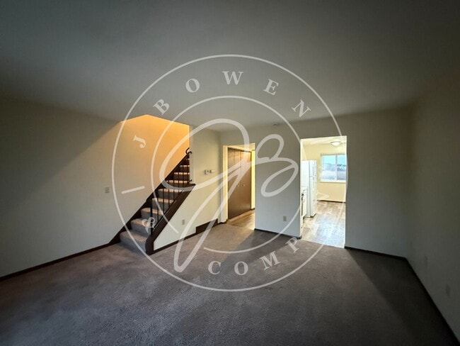 Building Photo - 7373 Ayers Rd