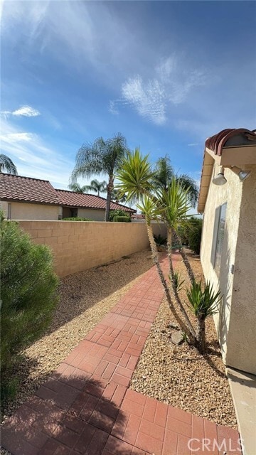 Building Photo - 26256 Sunnywood St