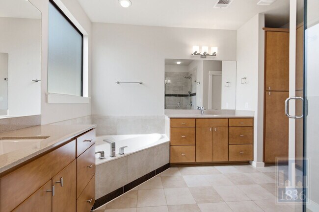 Building Photo - 3109 Corbin Ln