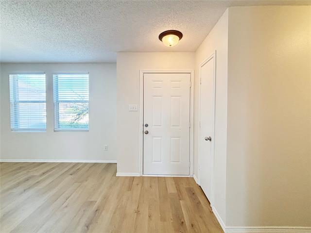 Building Photo - 1113 Annie Oakley Dr