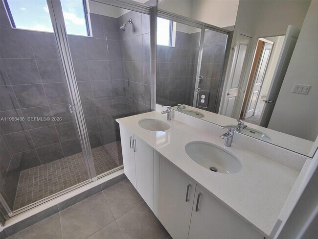 Building Photo - 5671 Argento Dr