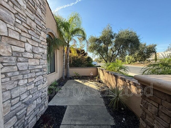 Building Photo - 4060 Chiavari Way