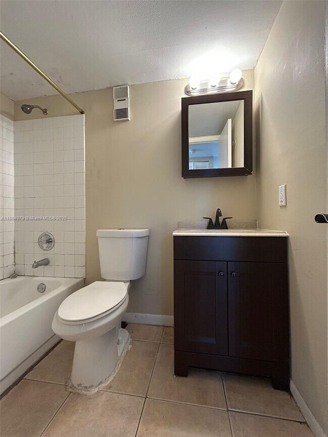 Building Photo - 10325 NW 11th St