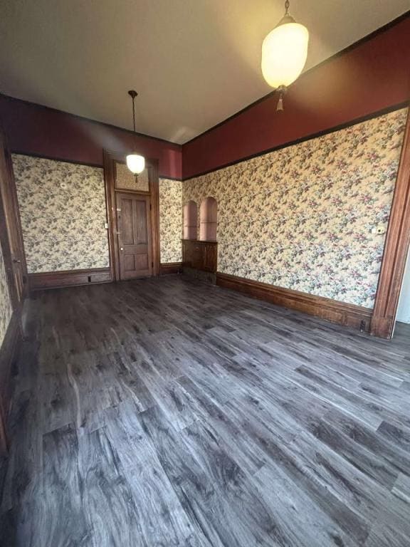 Primary Photo - 221 N Columbia St