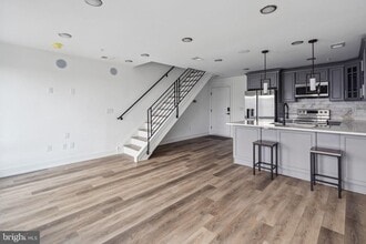 Building Photo - 1930 N 2nd St