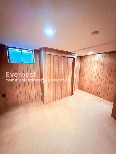 Building Photo - 1789 Kings Ct