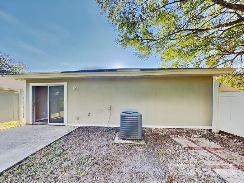 Building Photo - 4220 Lindy Trail