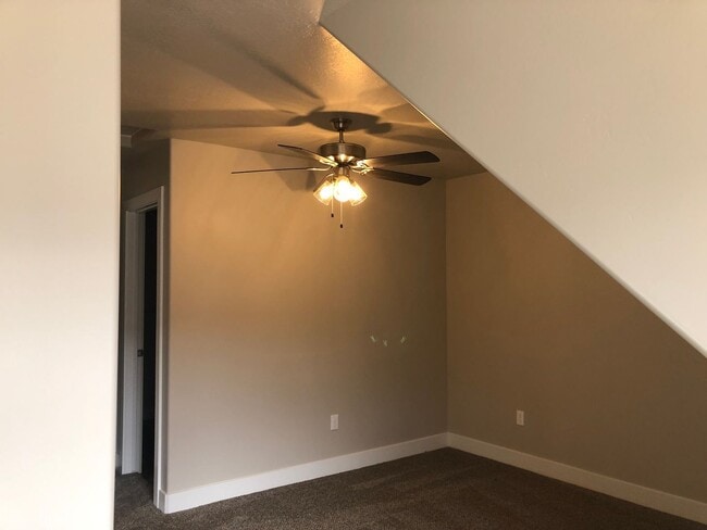 Building Photo - New 2 Bedroom 2.5 Bathroom Townhome