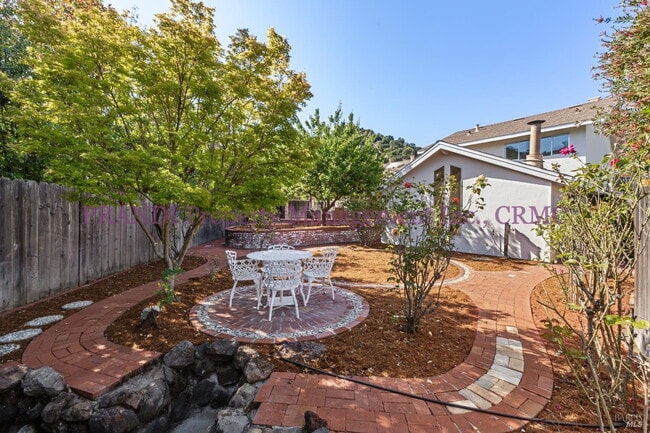 Building Photo - Marinwood Home on Corner Lot with Over 200...