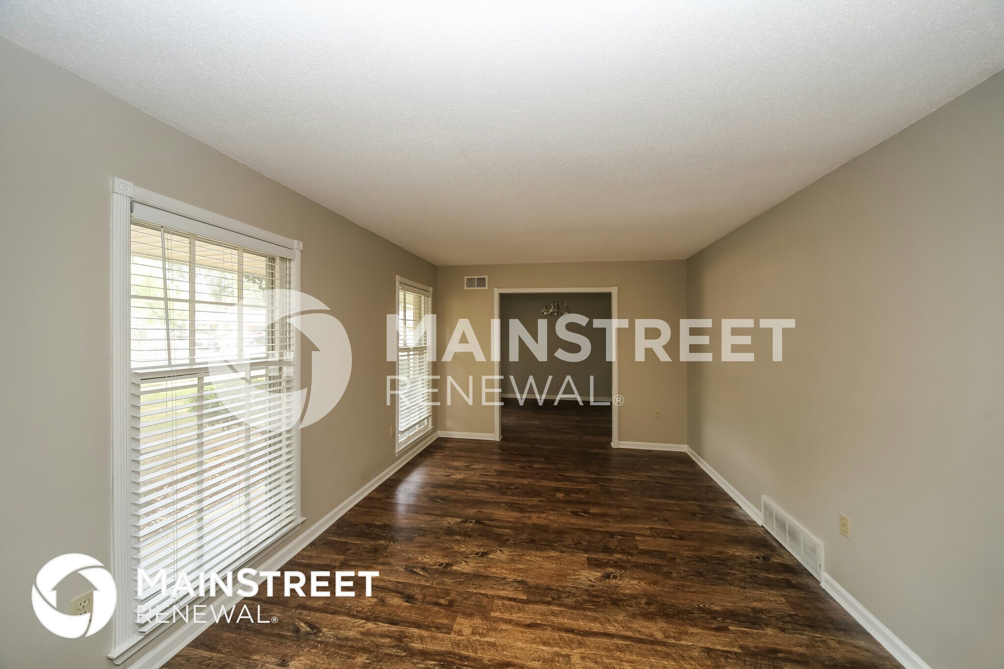 Building Photo - 3084 Kemper Dr