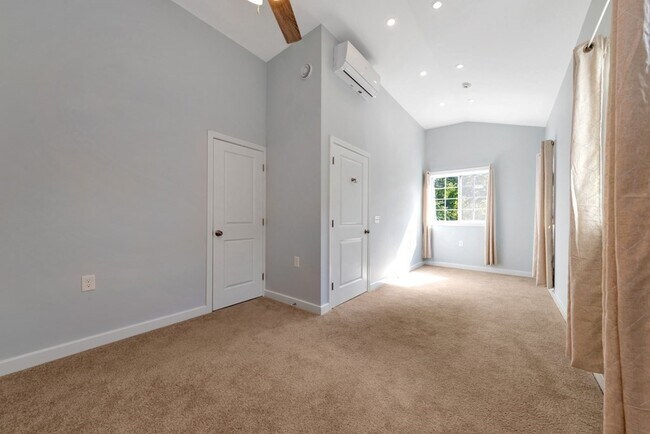 Building Photo - 19 Winthrop Ave