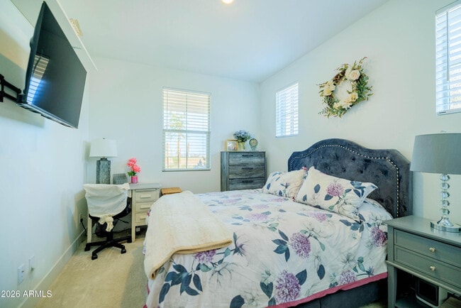 Building Photo - 21513 E Sparrow Dr