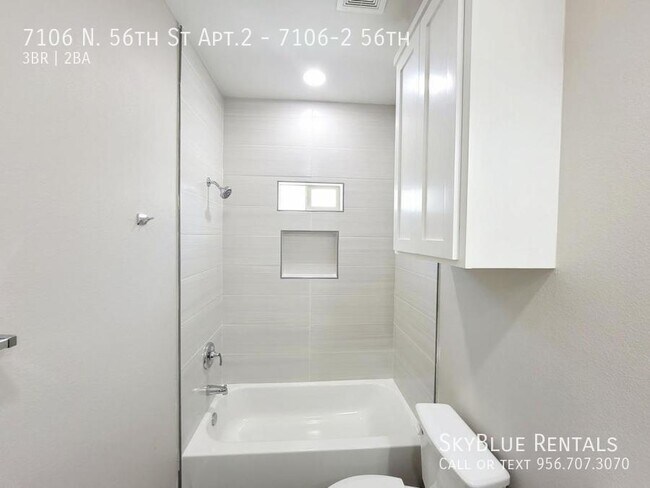 Building Photo - 7106 N 56th Ln