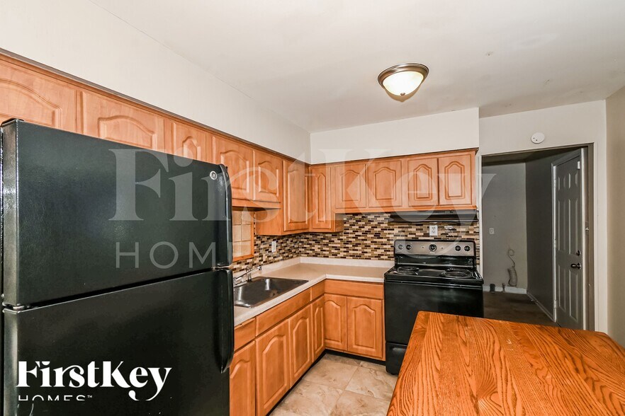 Building Photo - 2531 Boulevard Pl