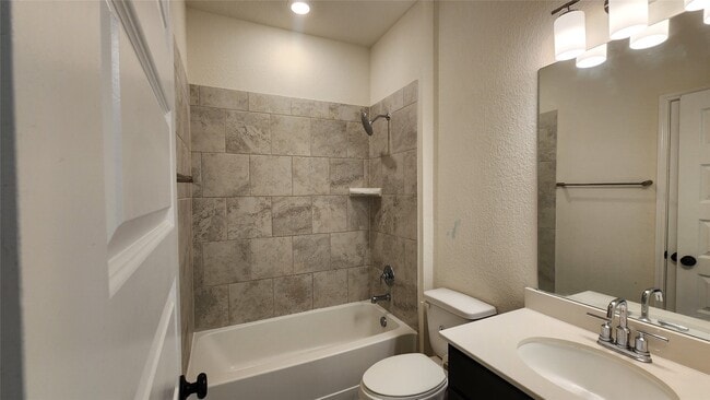 Building Photo - 9818 Mls Fld Dr