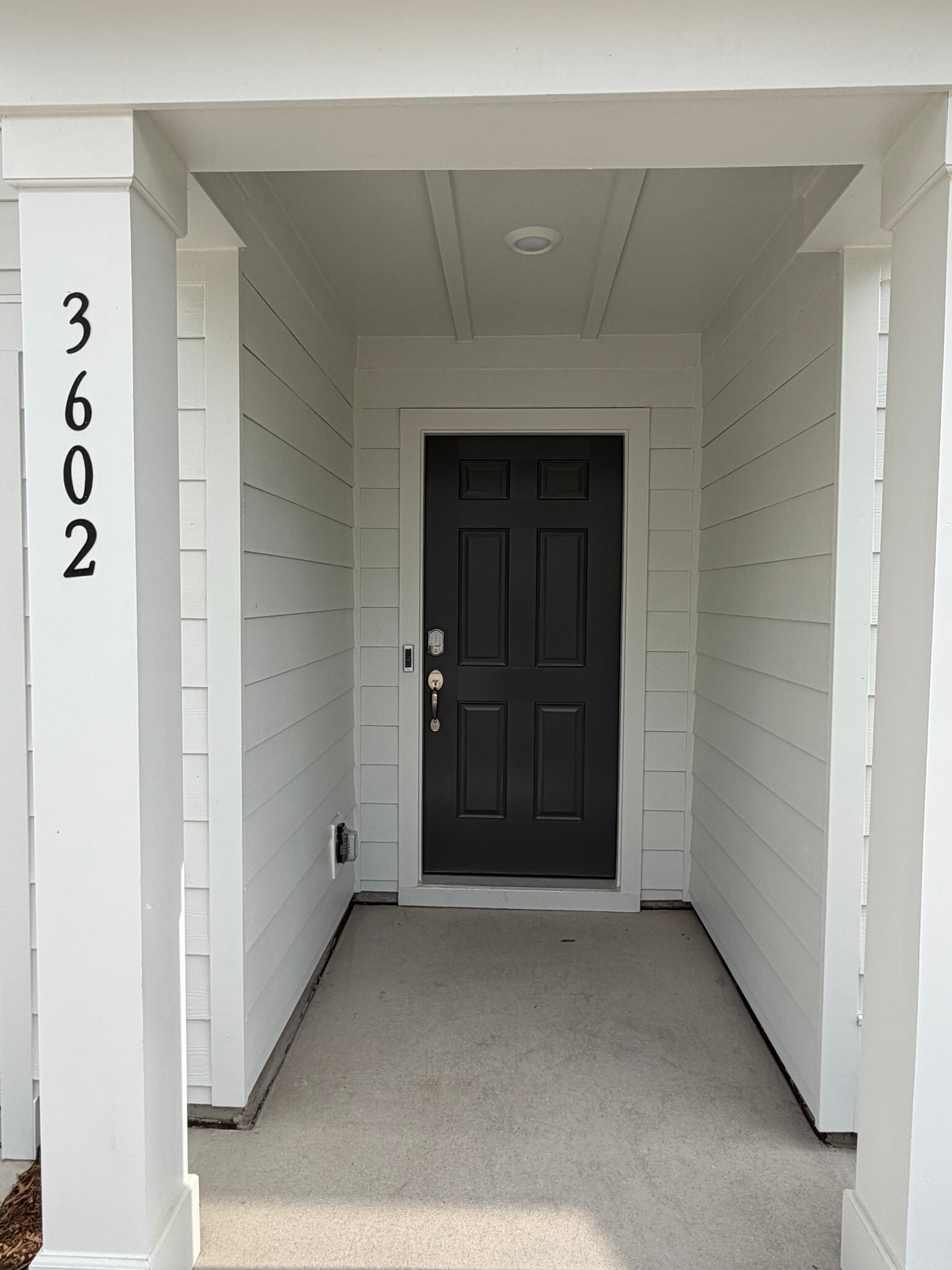 Building Photo - 3602 Elm Grv Ln