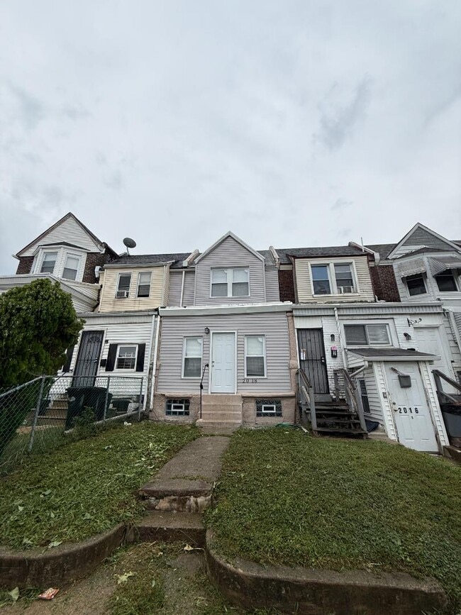 Building Photo - 2018 S 68th St