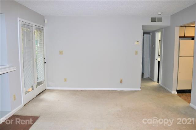 Building Photo - 1847 J Julian Ln