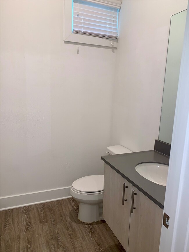 Building Photo - 10209 Las Nubes Ave