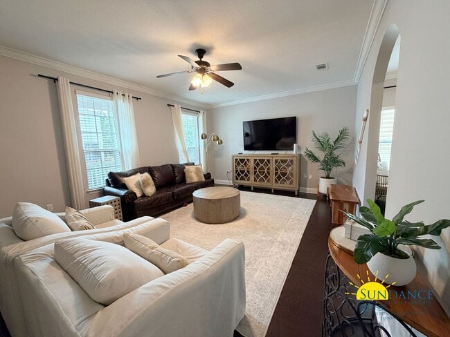 Building Photo - 137 Golf Villa Dr