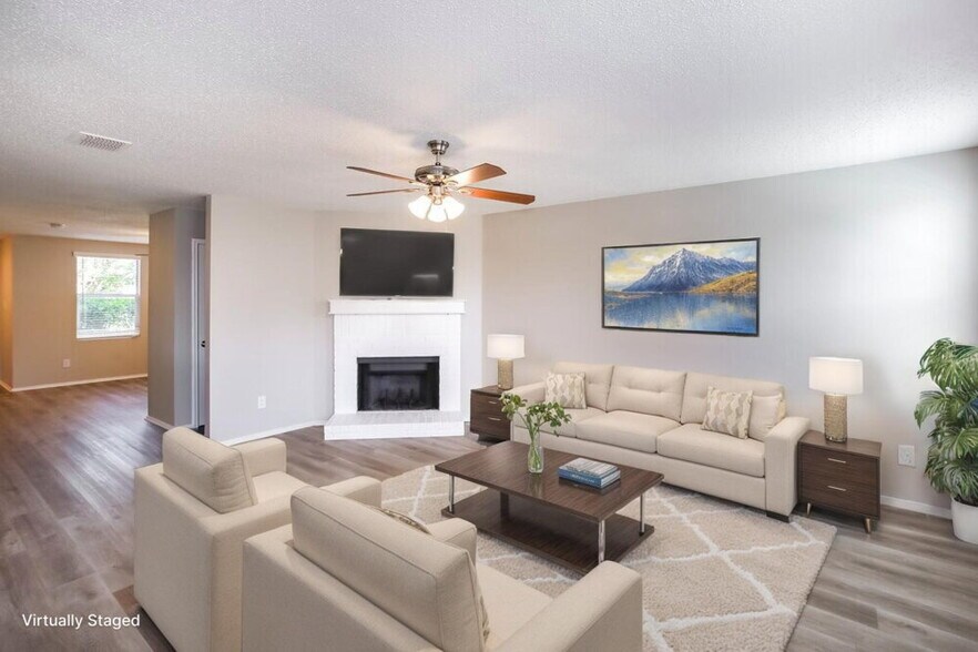 Building Photo - 1824 Lariat Dr