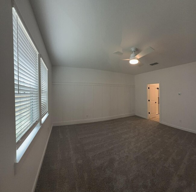 Building Photo - 4727 Bay Vista Dr