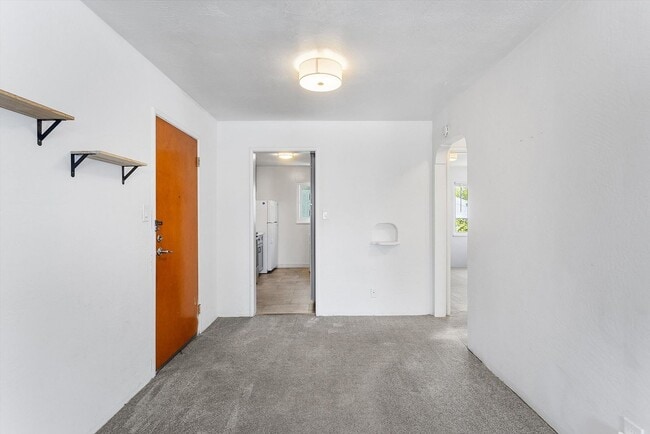 Building Photo - 2238 Encinal Ave