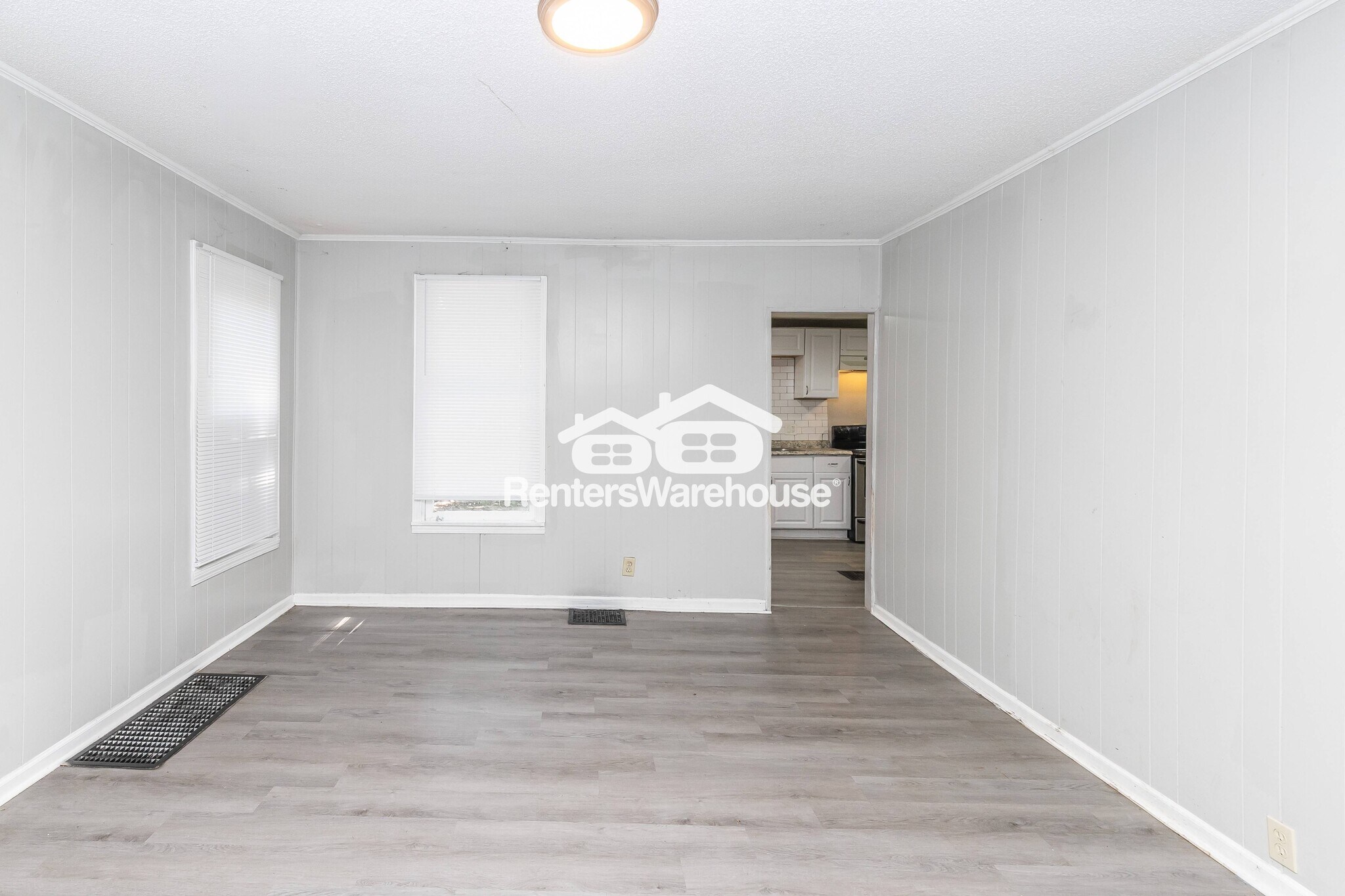 Building Photo - 808 S Grand Ave