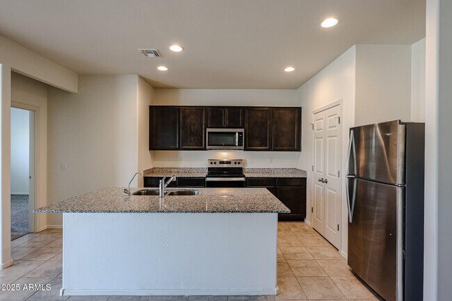 Building Photo - 24388 W Verlea Dr