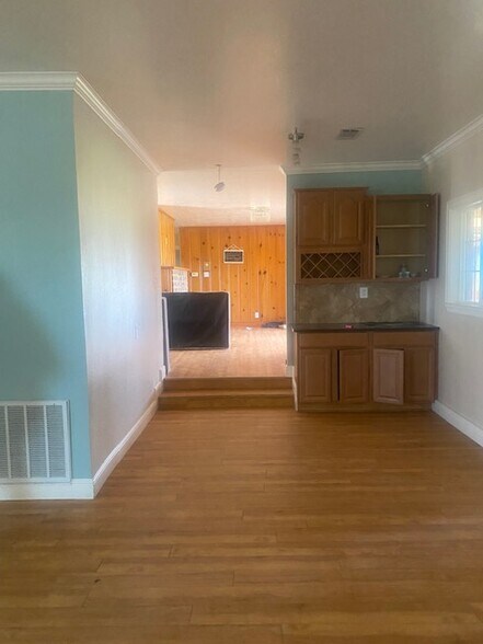 Building Photo - 21009 19th Ave