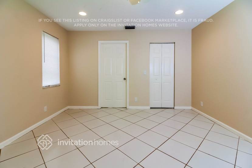 Building Photo - 120 Miramar Ave