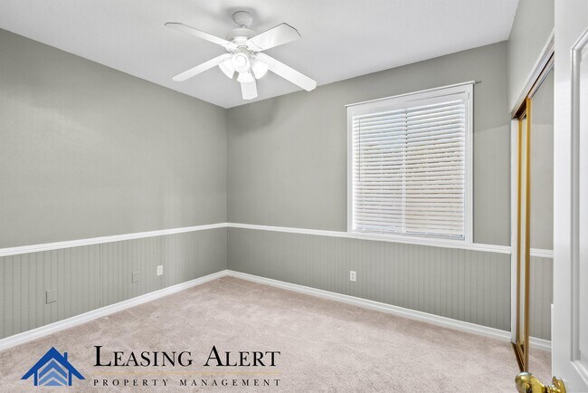 Building Photo - 25627 Shaw Pl