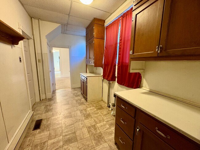 Building Photo - 1 Brown St