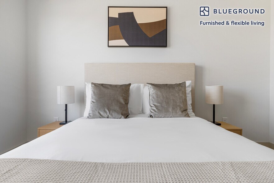 Building Photo - 11600 Spirit Dr