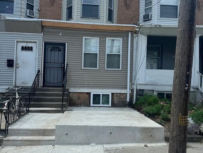 Building Photo - 1516 N Conestoga St