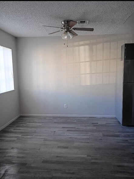 Building Photo - 6229 Yerba Ln