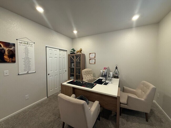 Building Photo - Beautiful Home for Rent