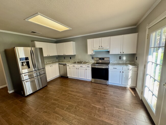 Building Photo - 7706 Sandia Bluff