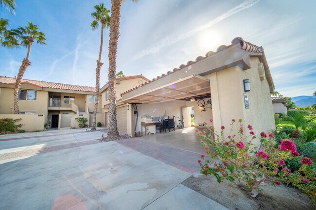Building Photo - 55430 Laurel Valley